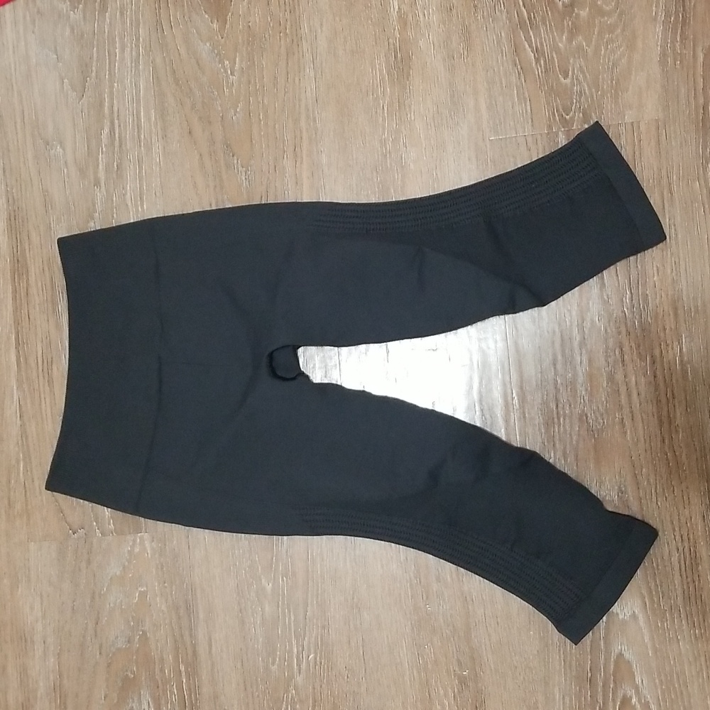 (6) lululemon athletica Flow and Go Crops Leggings Workout Gym Sporty Yoga Run